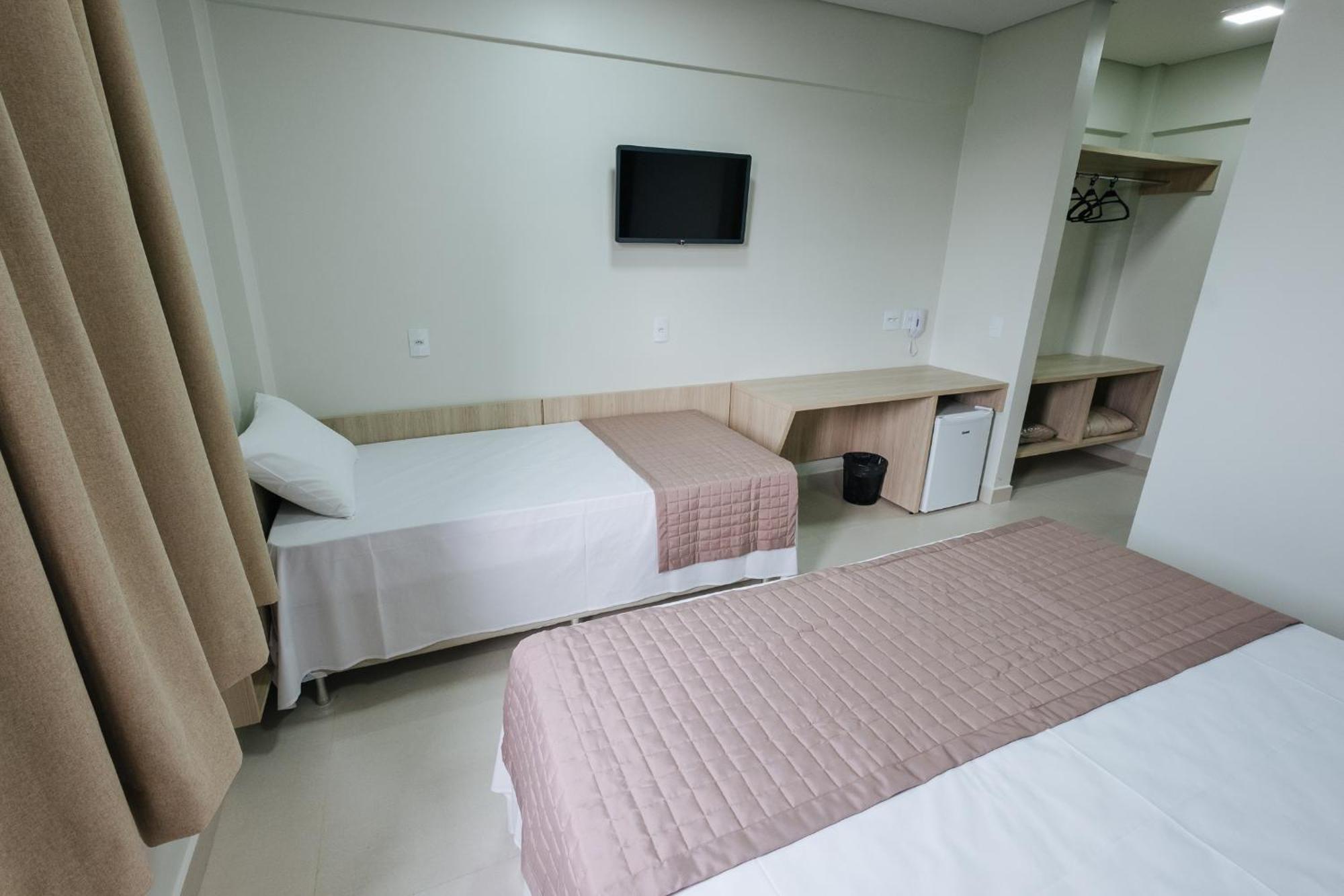 酒店 Callai